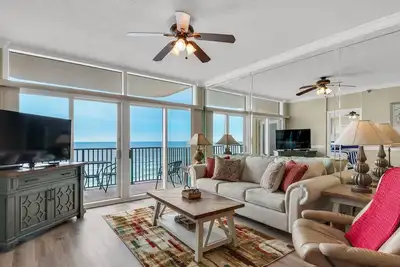 Image de Belle vue sur la plage, balcon, 7ème ��tage, service de plage gratuit