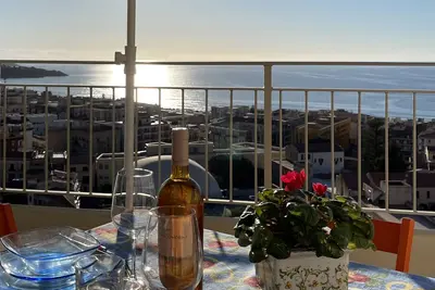 Image de Delicieux penthouse central à Cefalu' avec vue mer enchanteresse et panoramique.