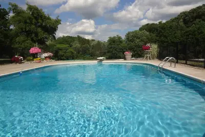 Image de Belle Maison En Pays PRIVÉ, Grand Acreage Proche De Psu