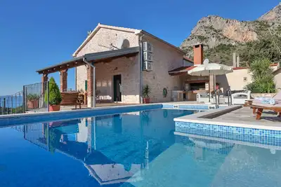Image de Grande maison en pierre avec piscine chauffée Riviera de Makarska