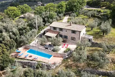Image de Maison avec piscine privée et climatisation à 500 mètres du village. Superbe vue