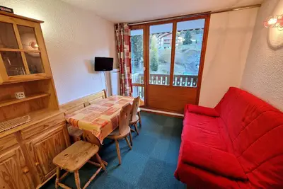 Image de Studio cosy 4 pers, sud, au cœur d'une station proche pistes et commerces, Modane