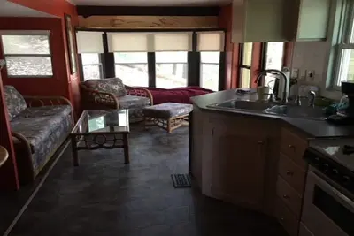 Image de Nid paisible / Nirvana au milieu des arbres