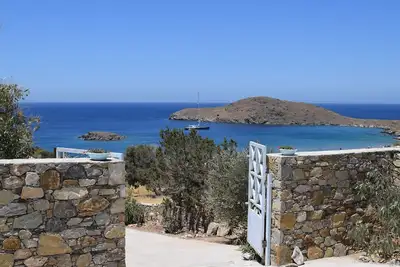 Image de Delfini Beach, Syros - Paradise Location - Beautiful Villa - Best Beach