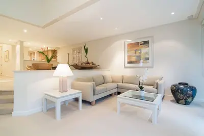 Image de Luxueuse - Villa Mirage # 410