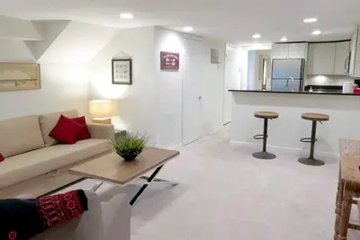 Image de Charmant centre-ville ~ À pied du zoo!