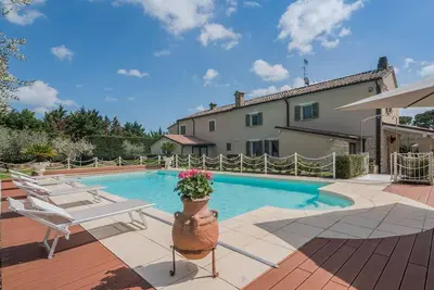 Image de Villa Alis 12 - Cinq Chambres Villa, Couchages 12