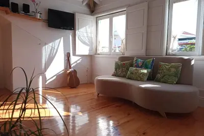 Image de Appartement Romantique et lumineux à Oportodowntown avec mezzanine, 2/3 personnes