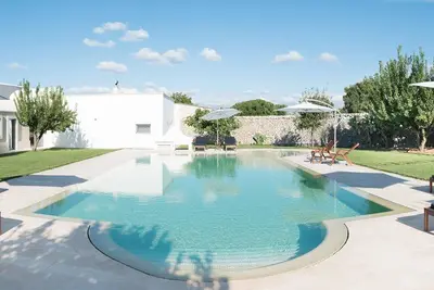 Image de Masseria Il Mandorlo Fiorito: 8 + 2. Le plus beau de la Valle d'Itria.