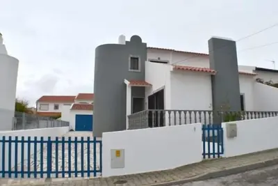 Image de Maison de 4 chambres dans la réserve mondiale de surf