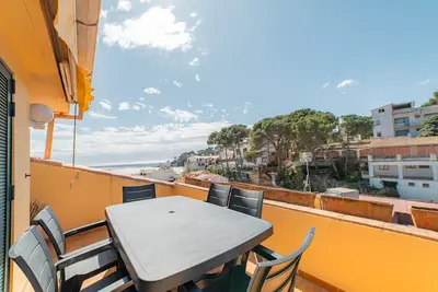 Image de Tres Pins 2-appartement dans le centre de Llafranc-Costa Brava