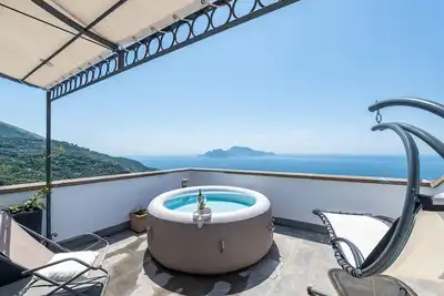 Image de Panoramica Torre del Saraceno, 2 chambres, 2 salles de bain, peut accueillir jusqu'Ă 5 personnes