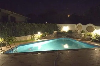 Image de Villa Avec Vue Sur Le Lac Avec Piscine PRIVÉE, Belle Position STRATÉGIQUE