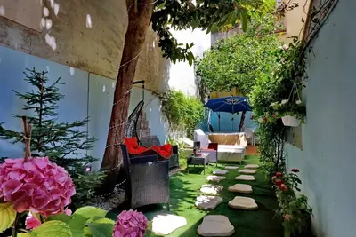 Image de Elégante villa avec jardin et terrasse près du Colisée et du métro