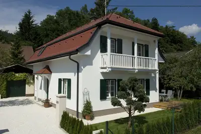 Image de Maison de vacances avec plage de baignade au bord du lac de Wörthersee, 2 - 7 personnes, sortie avec un animal de compagnie