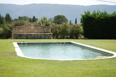 Image de En Provence, Face Au Luberon, Un Petit Coin De Paradis, Villa Privee Pour 6 Pers