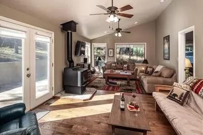 Image de La station de relaxation est la base idéale pour vos vacances à Ruidoso.