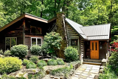 Image de Fayette Springs - Creek House - Profitez de ce chalet spacieux!