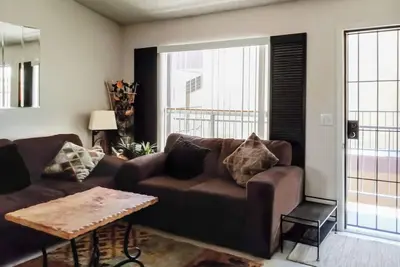 Image de ** Avril 2020 1697 $ ** Grand Emplacement Mesa ** Meilleure Valeur Pour Vos $