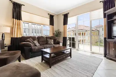 Image de Condo Ave Maria - À distance de marche de l'Université Ave Maria et de l'église!