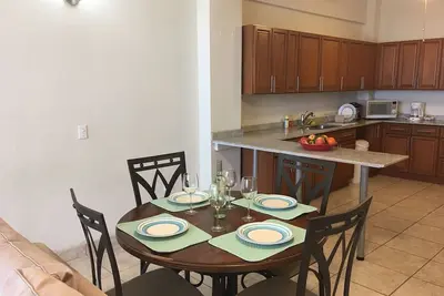 Image de Oasis moderne sur Tropical propriété!