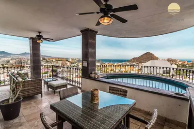 Image de La Vista 33, Luxury Condo, 5 minutes from downtown and Marina of Cabo!