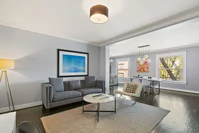 Image de condo moderne dans le cœur du centre-ville