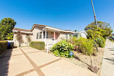 Image de La Jolla Village Maison de vacances - à quelques pas des plages et du centre du village