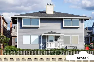 Image de Ocean Front: Beachtopia: Les deux unités: Seaside Vacation Homes, Inc Géré