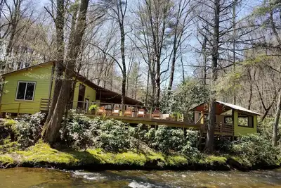 Image de Pebble Creek 23acrs Retraite magique Laurel Fork Stream-Sleep 16 Mariages / Réunions