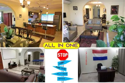 Image de Entièrement meublé 5 chambres, 4. 5 Bath Luxury Home (D-12)