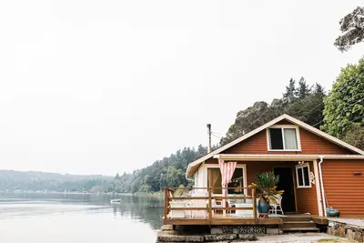 Image de Burton Waterfront Beach House