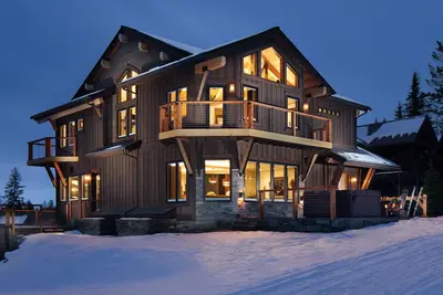 Image de Vrai Ski In / Out Premium Maison unifamiliale adjacente à une piste de ski / randonnée