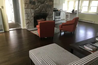 Image de Charming Seaside Cottage Réservez maintenant pour l'été 10% de réduction sur les tarifs hebdomadaires