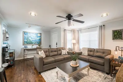 Image de Calme et charmant 3 chambres 1. 5 salles de bain à Forney, Tx