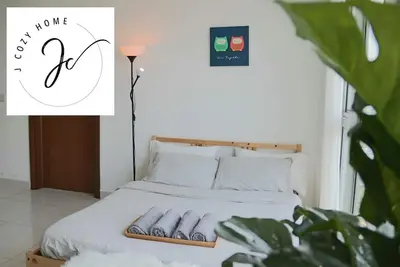 Image de Regalia Suites @ Infinity Pool | 4pax | Klcc Nght. Voir | Métro à 2min