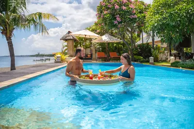 Image de Villa de luxe privée face à la mer à Lovina