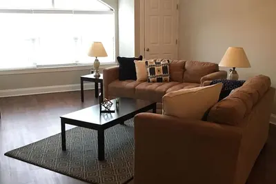 Image de Elégant et propre 2Br / 2Ba au coeur d'Atlanta