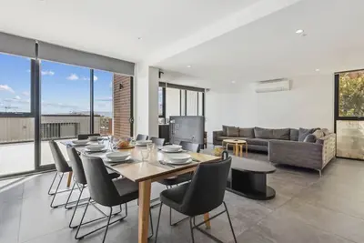 Image de Chilam 'C' - Amazing views with modern style - Sophisticated style and modern convenience