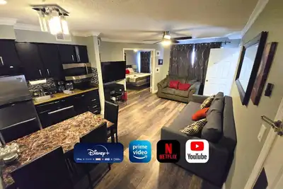 Image de Condo familial 2 chambres 1 salle de bain près de Walt Disney World