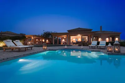 Villa Emerald à Petrothalassa