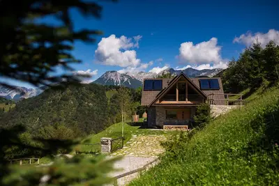 Image de Chalet hors réseau AstraMONTANA
