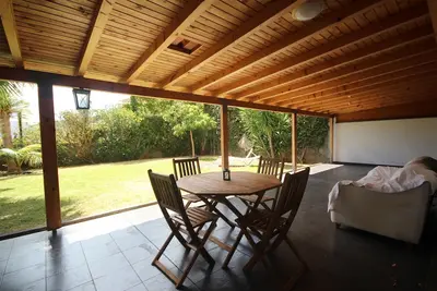 Image de Bel appartement moderne avec un grand jardin et vue sur la mer dans un emplacement privilégié