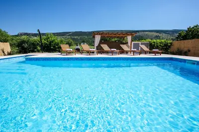 Image de Maison De Vacances PRÈS De Makarska Et Split