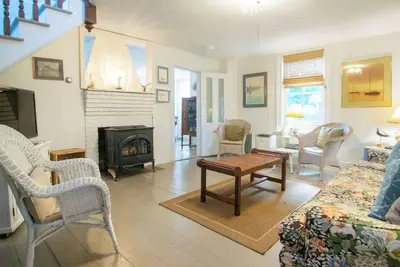 Image de # 309: Charmante maison victorienne sur la baie de Wellfleet - marchez pour aller chercher de l'eau!