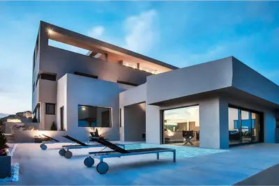 Villa de luxe avec vue panoramique sur la mer près d'Athènes - idéale pour les groupes et les familles