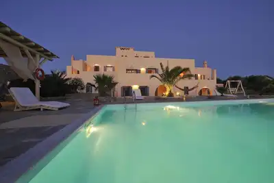 Image de Villa de luxe Agnanti Avec Vue imprenable mer!