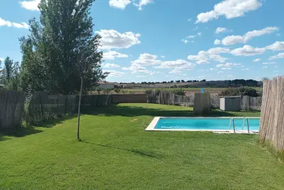 Image de Maison de campagne Olmo avec Wifi et piscine à 15 minutes de Salamanque