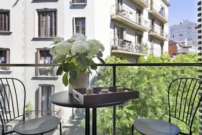 Image de Appartement avec terrasse 3 pièces 6 pax au centre dans quartier haut