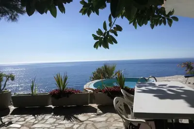 Image de Location appartement avec piscine dans un cadre naturel